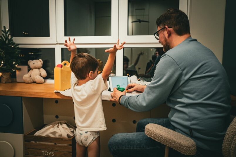 Family members and work colleagues communicating openly and respectfully